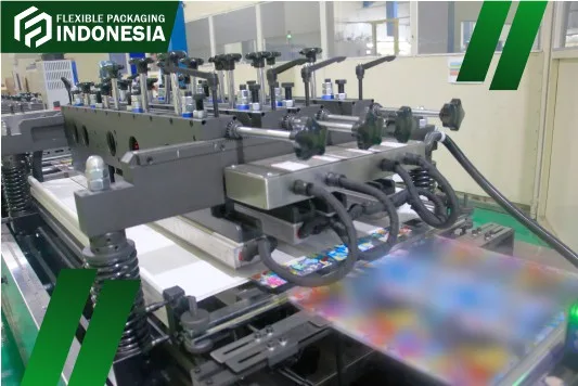 longitudinal-side-seal-on-bag-making-machine